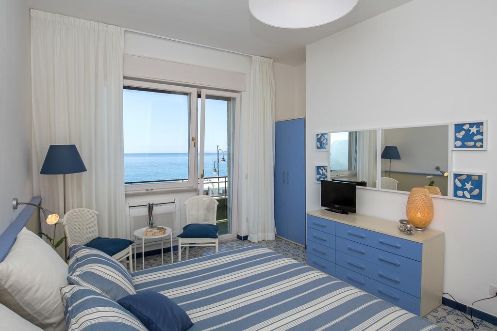 Angelina Apartments Amalfi Coast Maiori Exteriör bild